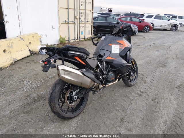 KTM 1290 Super Adventure S 2023 VBKV79405PM973179 Image 4