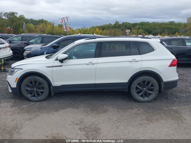 Volkswagen TIGUAN SE 2022 3VV2B7AX4NM156331 Image 14