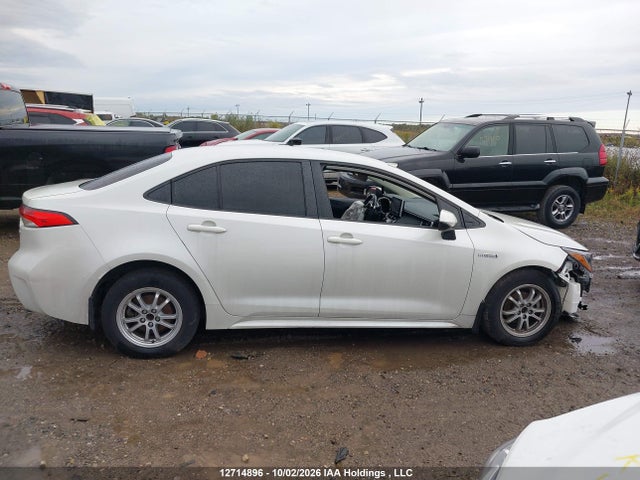 Продаж на аукціоні авто 2021 Toyota Corolla, vin: JTDBAMDE3MJ027566, номер лоту: 12714896