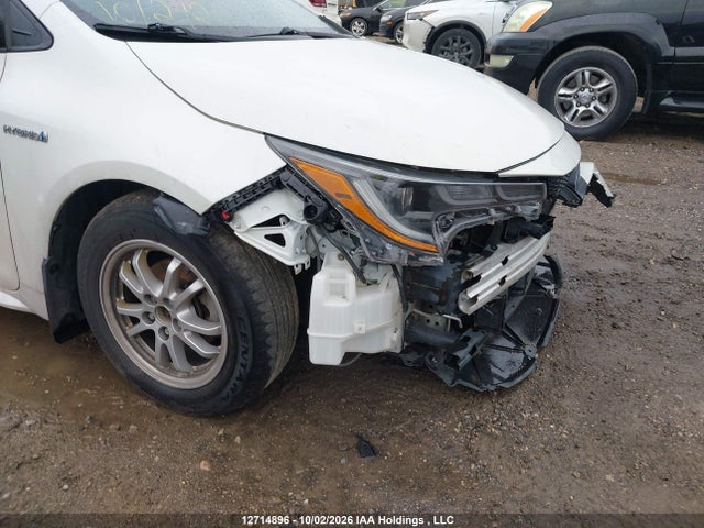 Продаж на аукціоні авто 2021 Toyota Corolla, vin: JTDBAMDE3MJ027566, номер лоту: 12714896