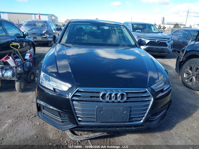 WAUANAF46JN018610 Audi A4 Komfort