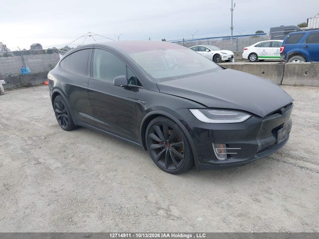 Продажа на аукционе авто 2016 Tesla Model X, vin: 5YJXCBE48GF014088, номер лота: 12714911