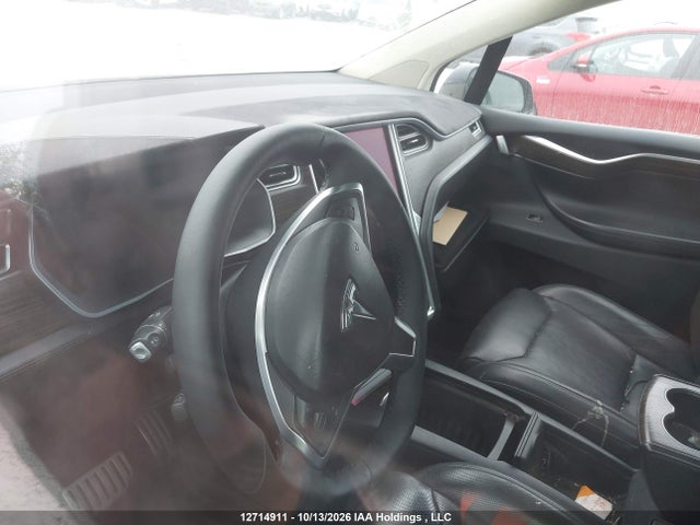 Продажа на аукционе авто 2016 Tesla Model X, vin: 5YJXCBE48GF014088, номер лота: 12714911