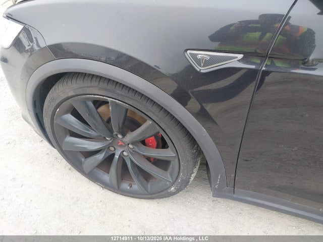 Продажа на аукционе авто 2016 Tesla Model X, vin: 5YJXCBE48GF014088, номер лота: 12714911