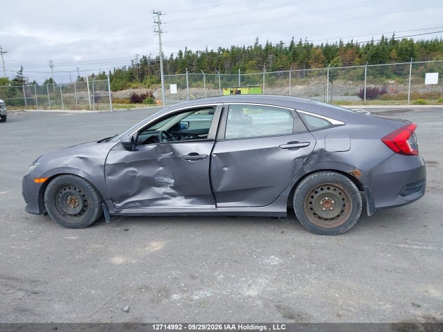 Продажа на аукционе авто 2016 Honda Civic Ex, vin: 2HGFC2F71GH002252, номер лота: 12714992