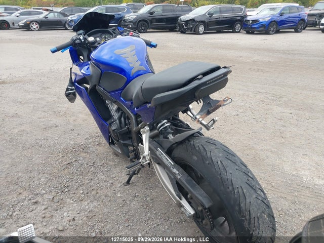 12715025 :رقم المزاد ، MLHRC7463F5100074 vin ، 2015 Honda Cbr650 F مزاد بيع