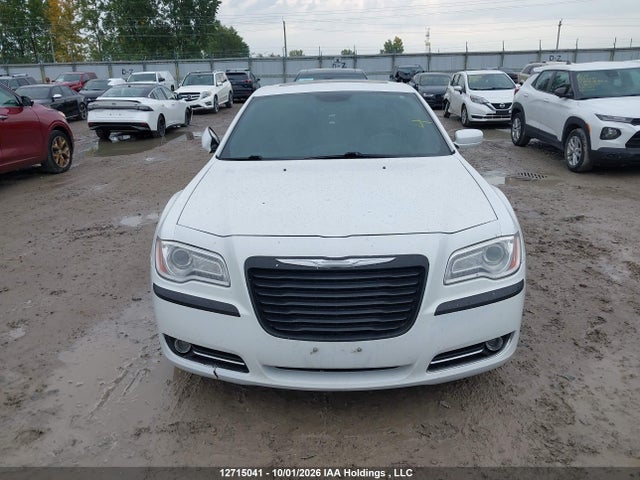 Продажа на аукционе авто 2013 Chrysler 300, vin: 2C3CCAAG0DH694121, номер лота: 12715041