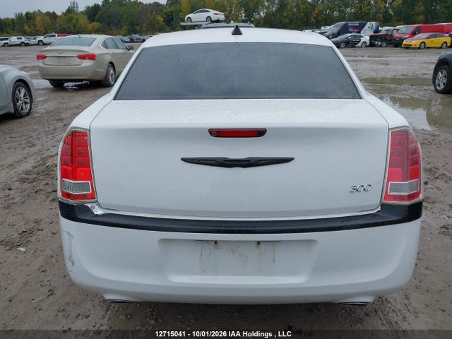 Продажа на аукционе авто 2013 Chrysler 300, vin: 2C3CCAAG0DH694121, номер лота: 12715041