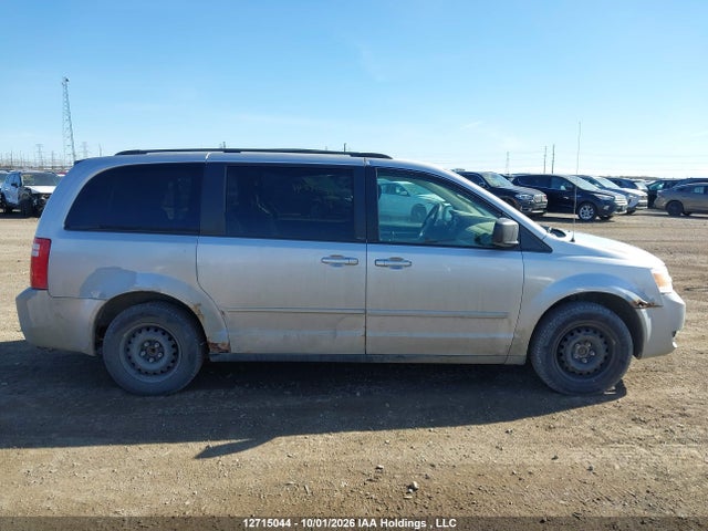 12715044 :رقم المزاد ، 2D4RN4DE4AR256626 vin ، 2010 Dodge Grand Caravan Se مزاد بيع
