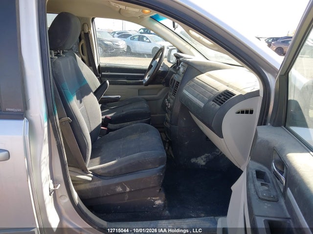 12715044 :رقم المزاد ، 2D4RN4DE4AR256626 vin ، 2010 Dodge Grand Caravan Se مزاد بيع