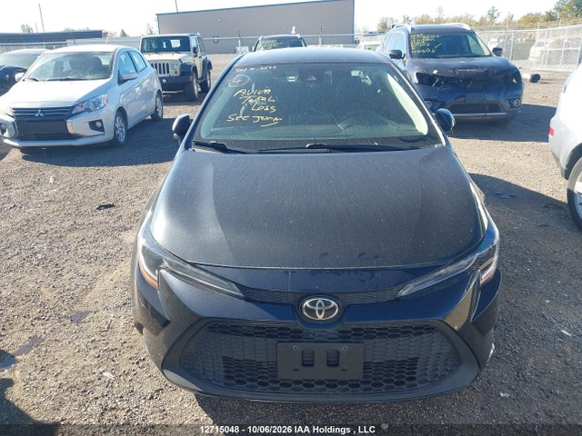 12715048 :رقم المزاد ، 5YFBPMBE5NP309951 vin ، 2022 Toyota Corolla Le/xle مزاد بيع