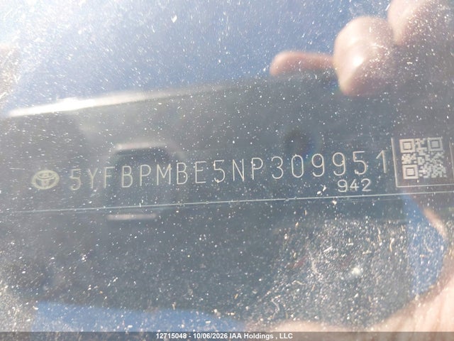 12715048 :رقم المزاد ، 5YFBPMBE5NP309951 vin ، 2022 Toyota Corolla Le/xle مزاد بيع
