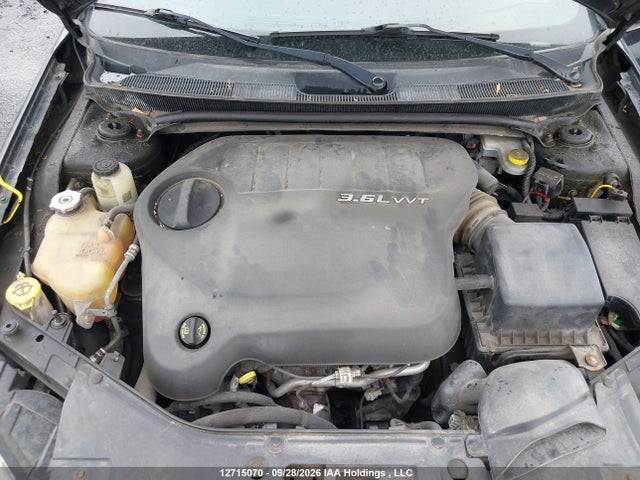 12715070 :رقم المزاد ، 1C3CCBCG3EN178122 vin ، 2014 Chrysler 200 مزاد بيع