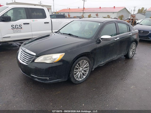 12715070 :رقم المزاد ، 1C3CCBCG3EN178122 vin ، 2014 Chrysler 200 مزاد بيع