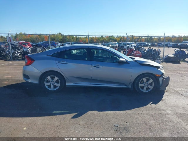 Продажа на аукционе авто 2016 Honda Civic Lx, vin: 2HGFC2F59GH022201, номер лота: 12715108