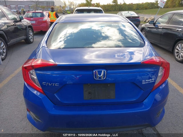 12715113 :رقم المزاد ، 2HGFC2F53JH007281 vin ، 2018 Honda Civic Lx مزاد بيع