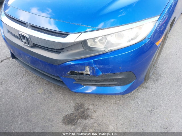 12715113 :رقم المزاد ، 2HGFC2F53JH007281 vin ، 2018 Honda Civic Lx مزاد بيع