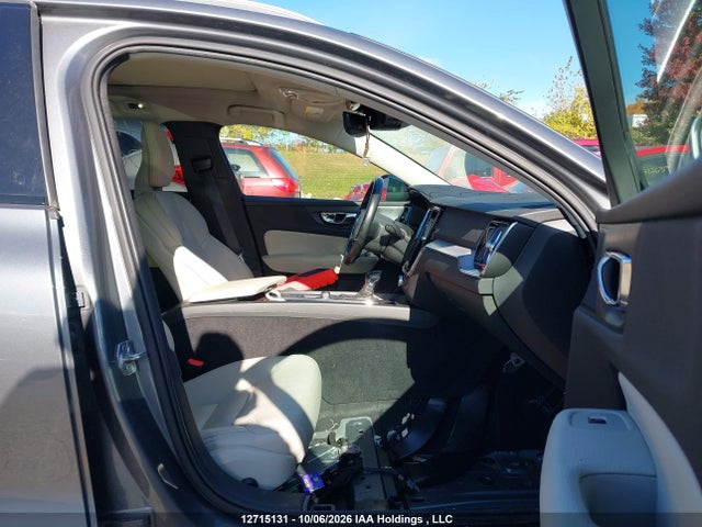 Aukcja sprzedaży 2019 Volvo V60 Cross Country, vin: YV4102WK7K1003755, numer aukcji: 12715131