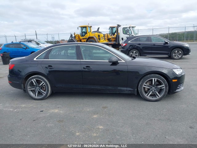 12715132 :رقم المزاد ، WAURNAF4XHN072019 vin ، 2017 Audi A4 Prestige مزاد بيع
