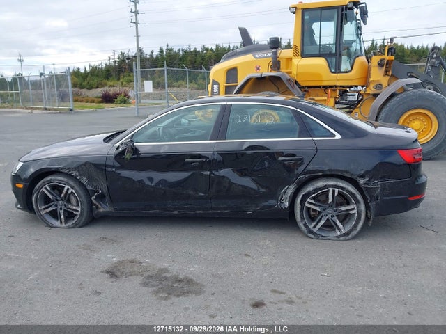 12715132 :رقم المزاد ، WAURNAF4XHN072019 vin ، 2017 Audi A4 Prestige مزاد بيع