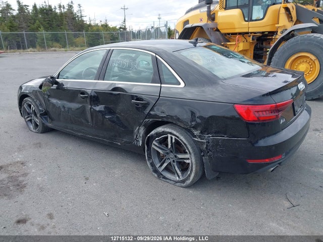 12715132 :رقم المزاد ، WAURNAF4XHN072019 vin ، 2017 Audi A4 Prestige مزاد بيع