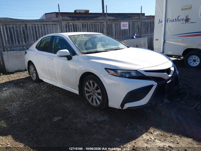 12715168 :رقم المزاد ، 4T1G11AK3LU896871 vin ، 2020 Toyota Camry مزاد بيع