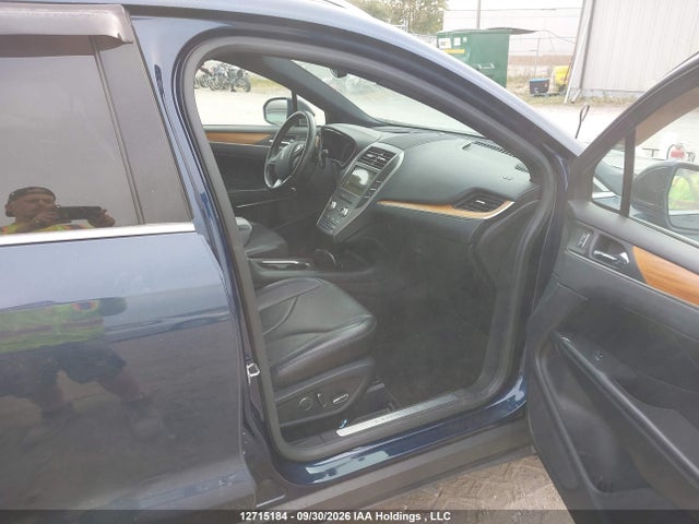 5LMTJ3DH8GUJ05716 Lincoln Mkc Reserve
