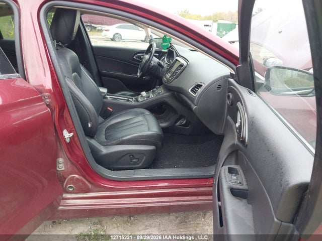 Chrysler 200 C 2016 1C3CCCCG5GN163470 Image 5