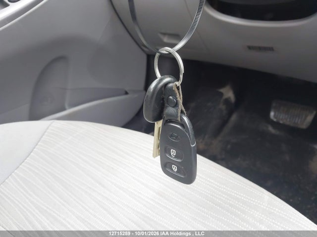 12715259 :رقم المزاد ، KMHCT4AE2HU298525 vin ، 2017 Hyundai Accent Se مزاد بيع