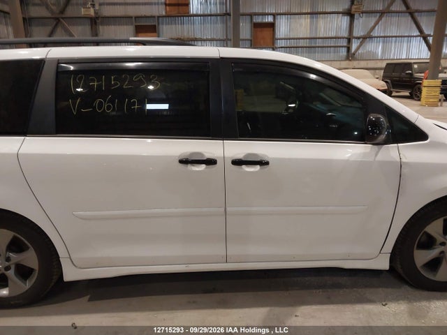 12715293 :رقم المزاد ، 5TDXZ3DC6LS061171 vin ، 2020 Toyota Sienna Se 8-passenger مزاد بيع