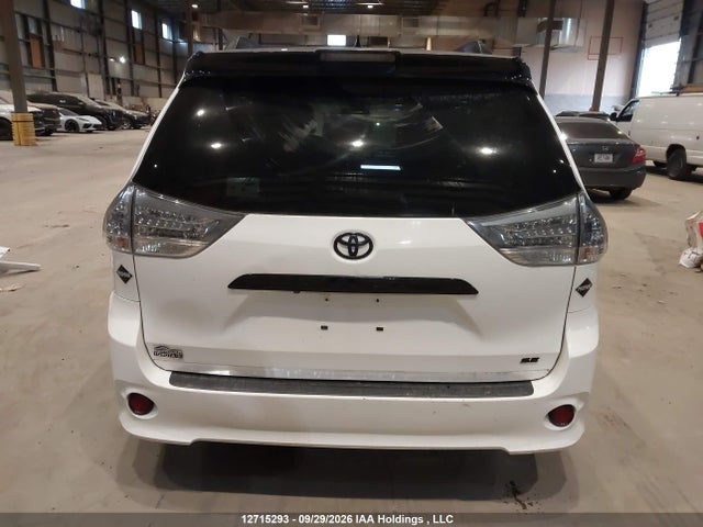 12715293 :رقم المزاد ، 5TDXZ3DC6LS061171 vin ، 2020 Toyota Sienna Se 8-passenger مزاد بيع
