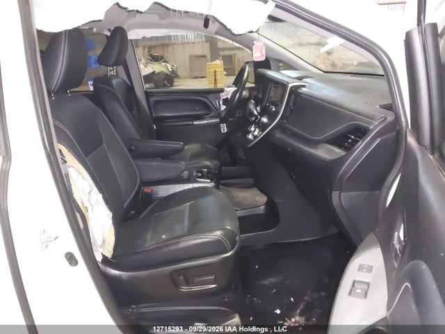 12715293 :رقم المزاد ، 5TDXZ3DC6LS061171 vin ، 2020 Toyota Sienna Se 8-passenger مزاد بيع