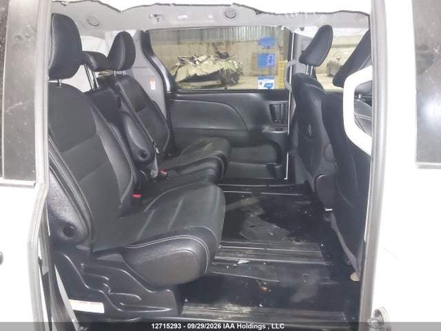 12715293 :رقم المزاد ، 5TDXZ3DC6LS061171 vin ، 2020 Toyota Sienna Se 8-passenger مزاد بيع