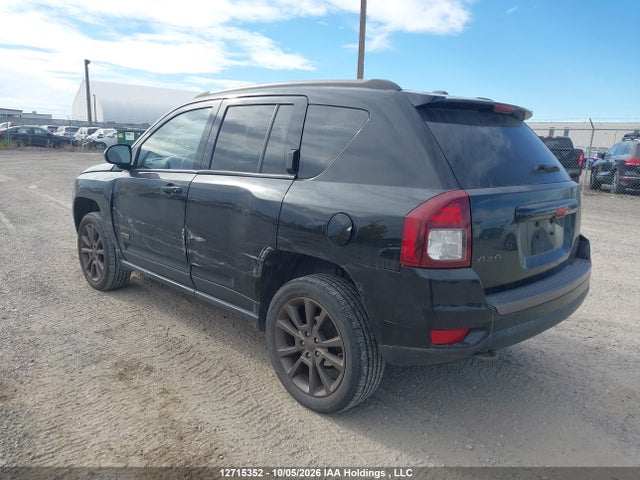 12715352 :رقم المزاد ، 1C4NJDAB0HD150981 vin ، 2017 Jeep Compass Sport مزاد بيع