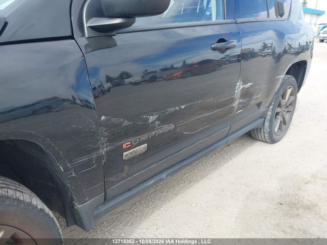 12715352 :رقم المزاد ، 1C4NJDAB0HD150981 vin ، 2017 Jeep Compass Sport مزاد بيع