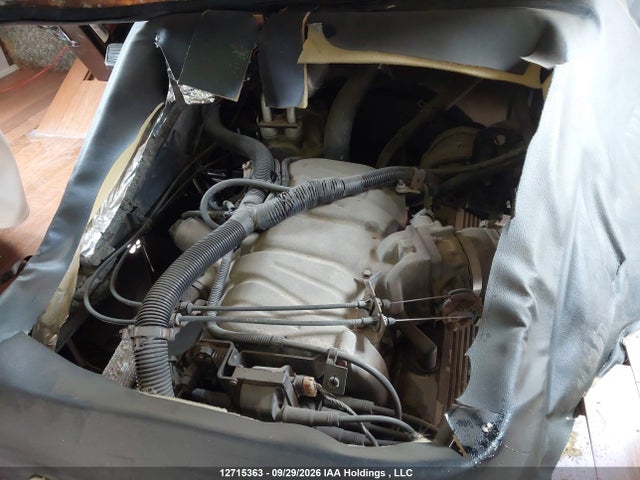 12715363 :رقم المزاد ، 1GBLP37J6X3303953 vin ، 1999 Chevrolet P30 مزاد بيع