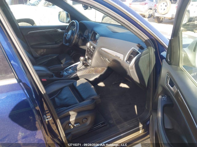 WA1LGCFP9EA069862 Audi Q5 Premium Plus