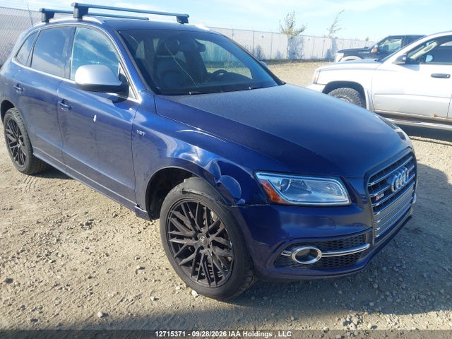 WA1LGCFP9EA069862 Audi Q5 Premium Plus
