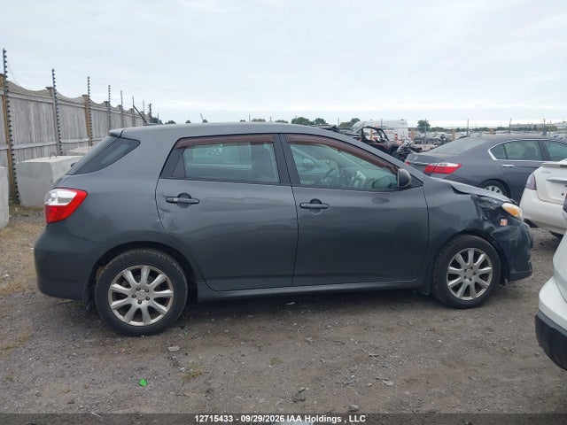 12715433 :رقم المزاد ، 2T1KU4EE5AC407148 vin ، 2010 Toyota Matrix Wagon مزاد بيع