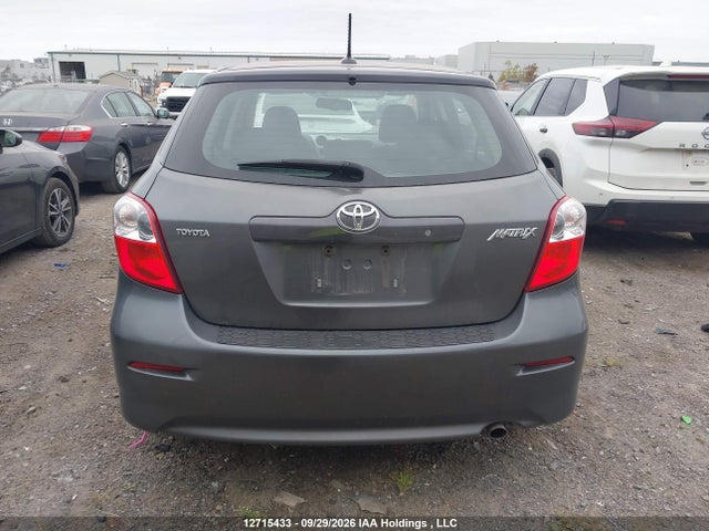 12715433 :رقم المزاد ، 2T1KU4EE5AC407148 vin ، 2010 Toyota Matrix Wagon مزاد بيع