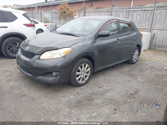 12715433 :رقم المزاد ، 2T1KU4EE5AC407148 vin ، 2010 Toyota Matrix Wagon مزاد بيع