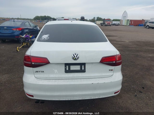 Продажа на аукционе авто 2016 Volkswagen Jetta, vin: 3VW267AJ4GM385042, номер лота: 12715456