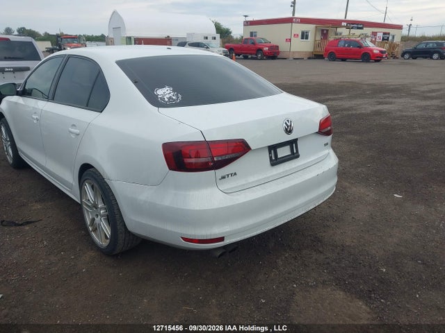 Продажа на аукционе авто 2016 Volkswagen Jetta, vin: 3VW267AJ4GM385042, номер лота: 12715456