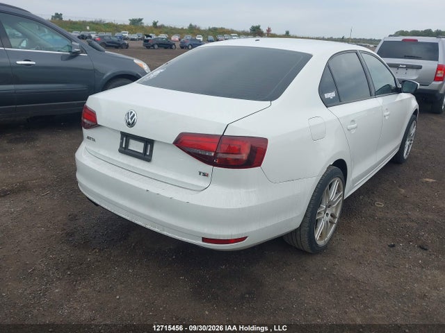 Продажа на аукционе авто 2016 Volkswagen Jetta, vin: 3VW267AJ4GM385042, номер лота: 12715456
