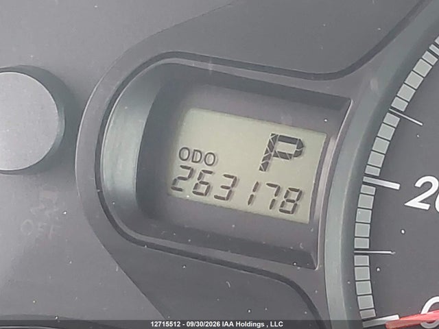 12715512 :رقم المزاد ، 5TDJK3DC4BS009613 vin ، 2011 Toyota Sienna Le 7 Passenger مزاد بيع