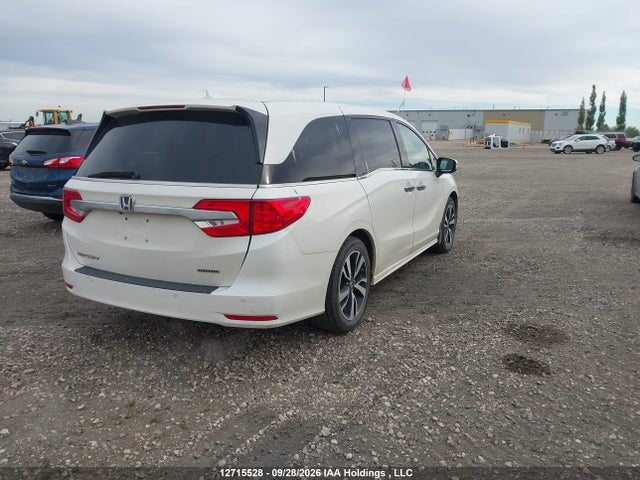 Honda Odyssey Touring 2018 5FNRL6H85JB506910 Image 4