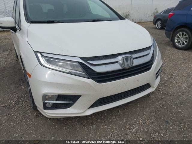 Honda Odyssey Touring 2018 5FNRL6H85JB506910 Image 6