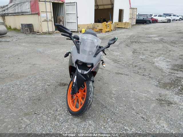 KTM 390 Duke 2017 MD2JYJ409HC285136 Image 5