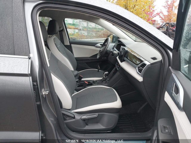 3VVUC7B29SM066998 Volkswagen TAOS SE