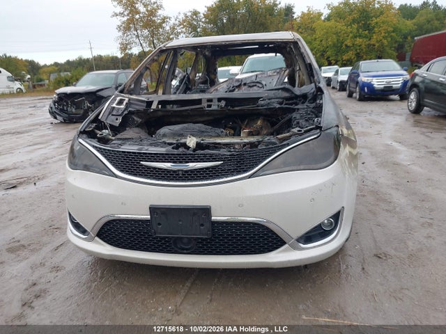 Chrysler Pacifica Limited 2017 2C4RC1GG6HR643042 Image 10